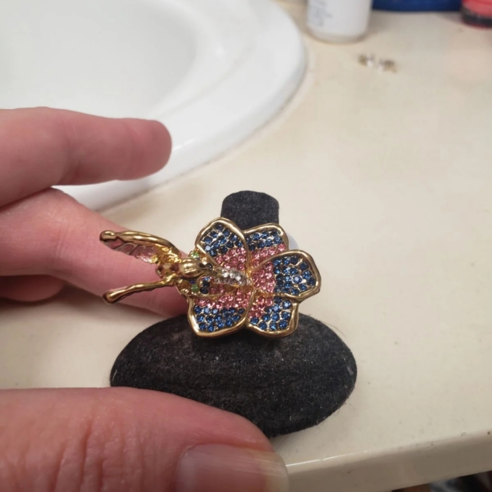 Jeweled Hummingbird Ring